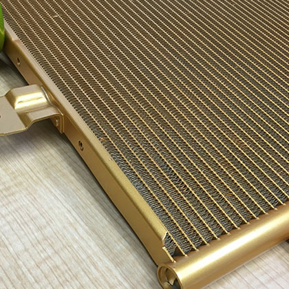 ガンコート ラジエター